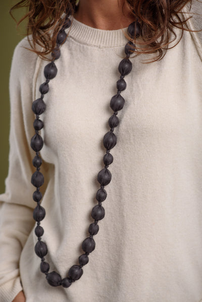 Collar Macarena Gris
