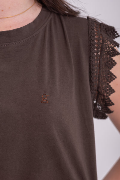 Camiseta Leire Chocolate