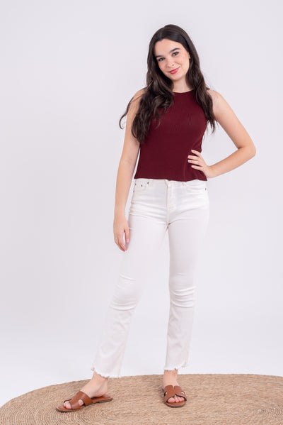 Top Julia Burdeos
