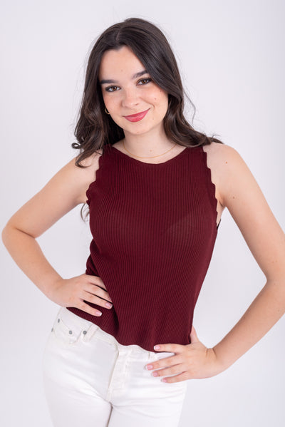 Top Julia Burdeos